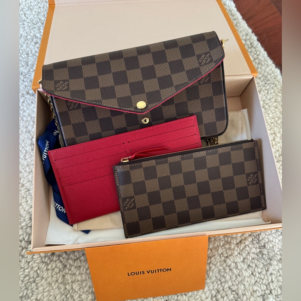 Louis Vuitton - Félicie Pochette